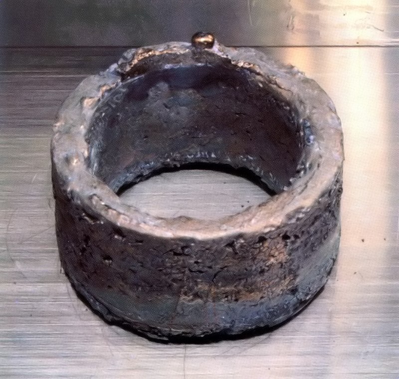 Plutonium-Ring